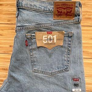 Levi’s 501 High Rise Skinny Button Fly Light Wash 32x28